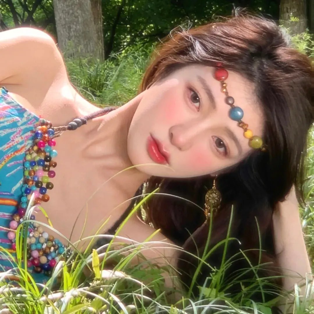 蒂拉和兰妮劫火车